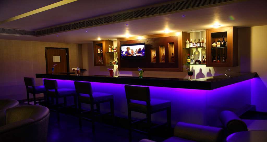 Continent Nakodar Hotel & Resorts Ristorante foto