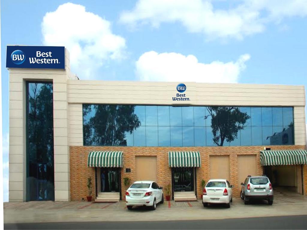 Continent Nakodar Hotel & Resorts Esterno foto