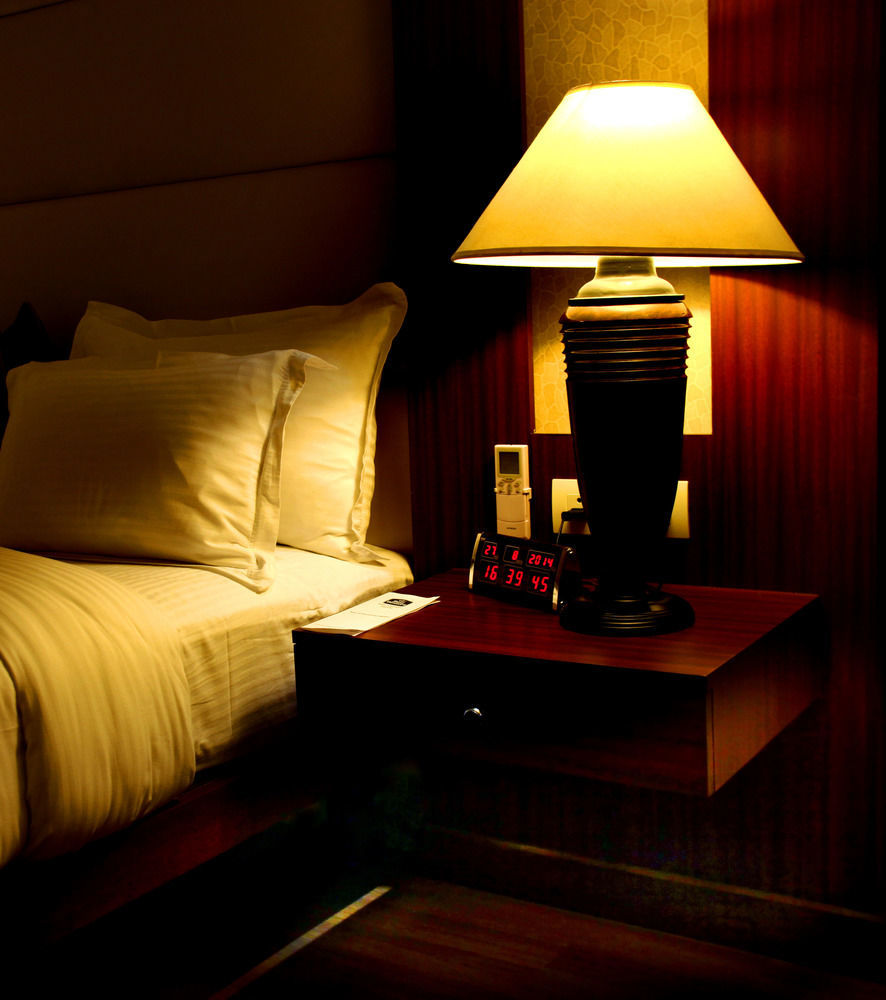 Continent Nakodar Hotel & Resorts Esterno foto