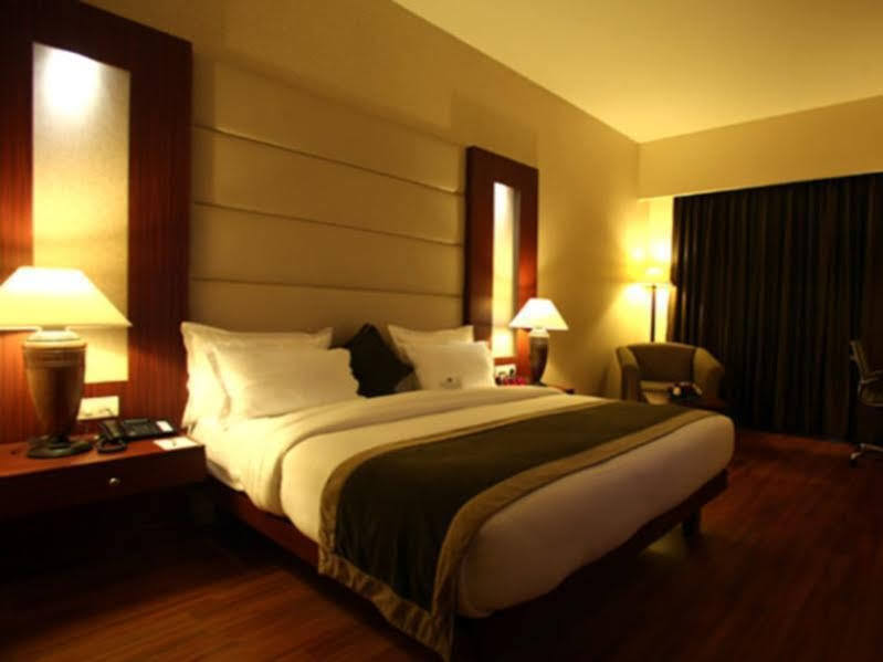 Continent Nakodar Hotel & Resorts Esterno foto